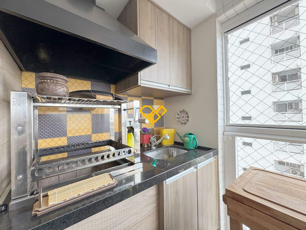 Apartamento à venda no Embaré: Varanda