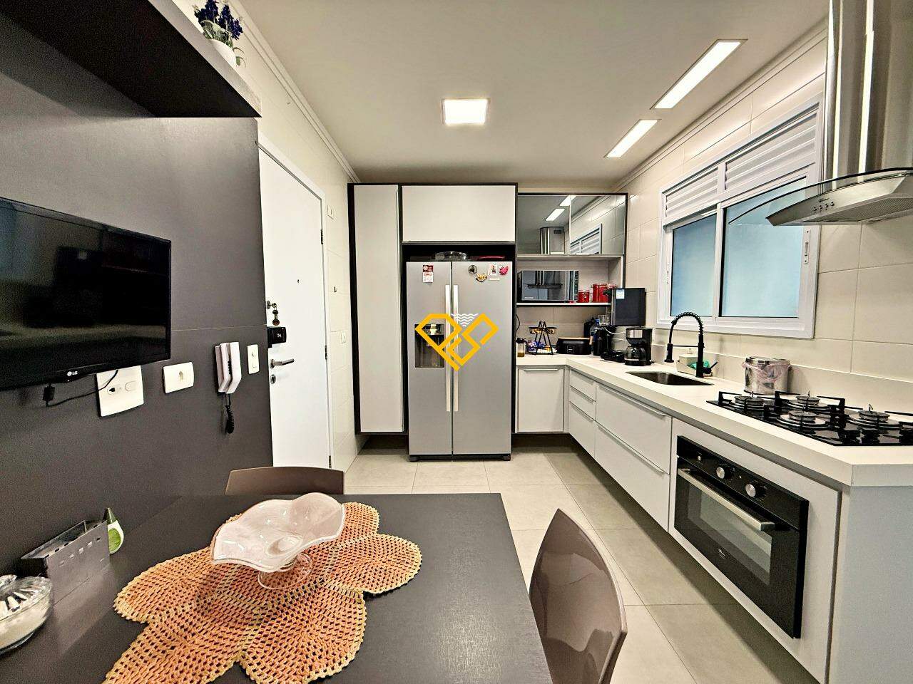 Apartamento à venda no Aparecida: Cozinha