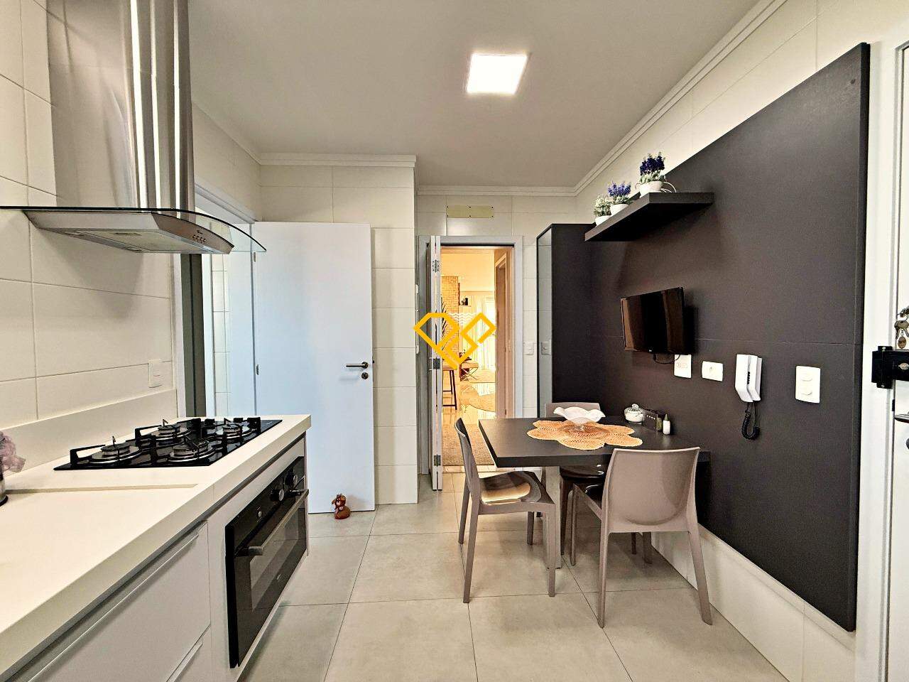 Apartamento à venda no Aparecida: Cozinha