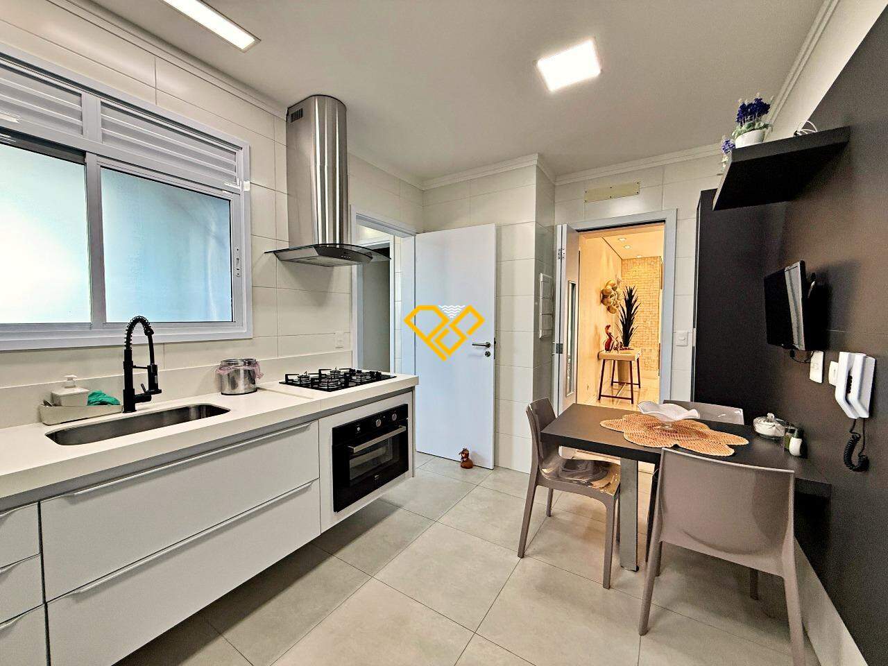 Apartamento à venda no Aparecida: Cozinha