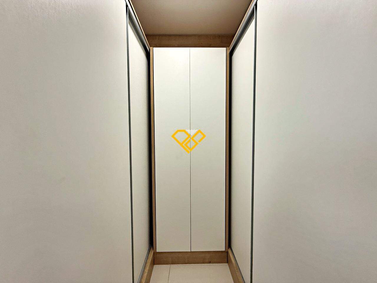 Apartamento à venda no Aparecida: Dependência