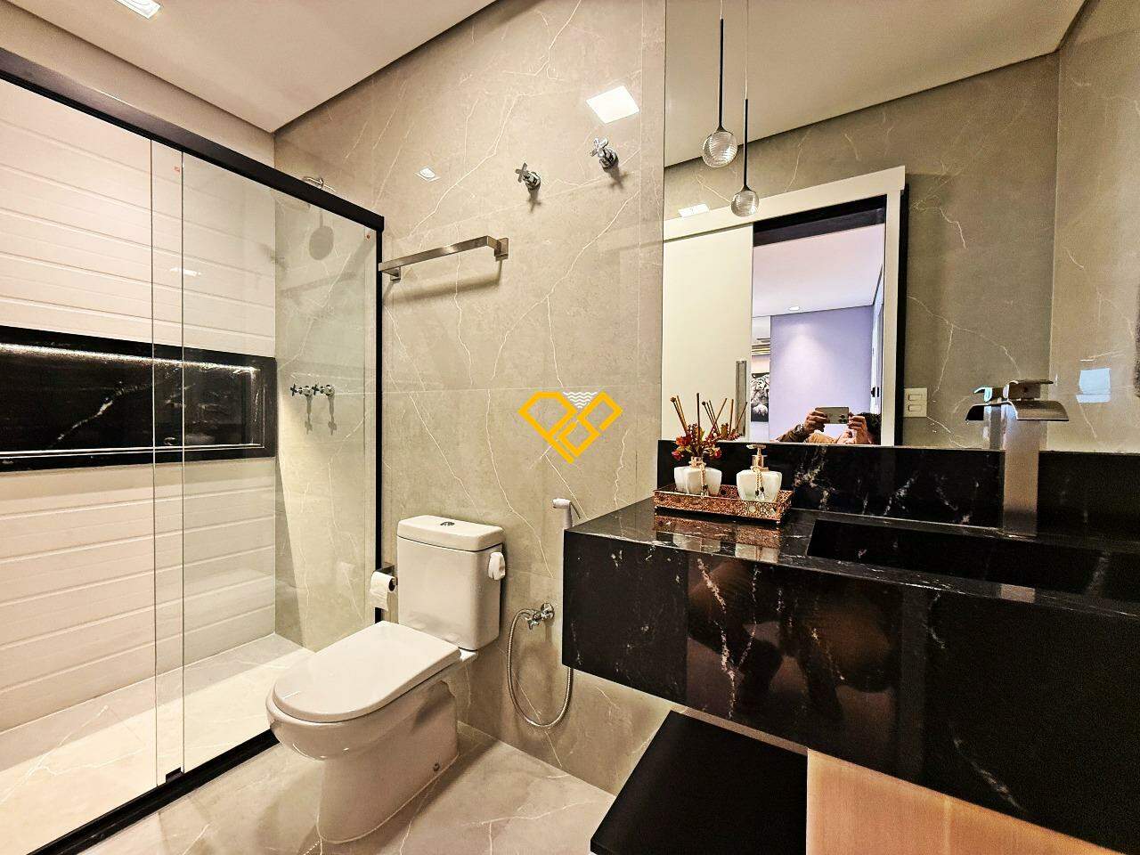 Apartamento à venda no Aparecida: wc social