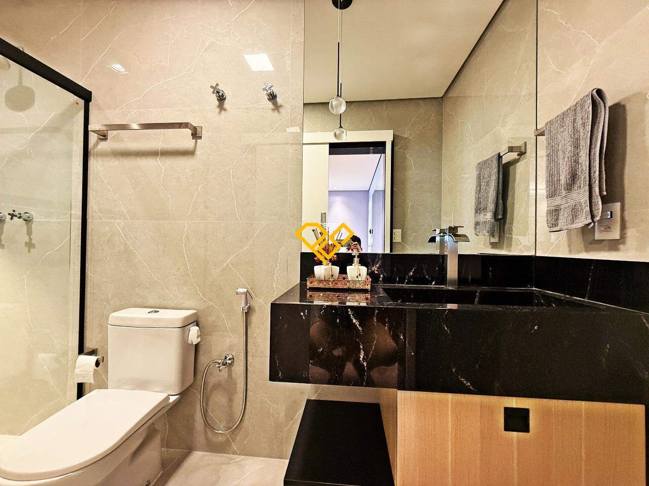 Apartamento à venda no Aparecida: wc social