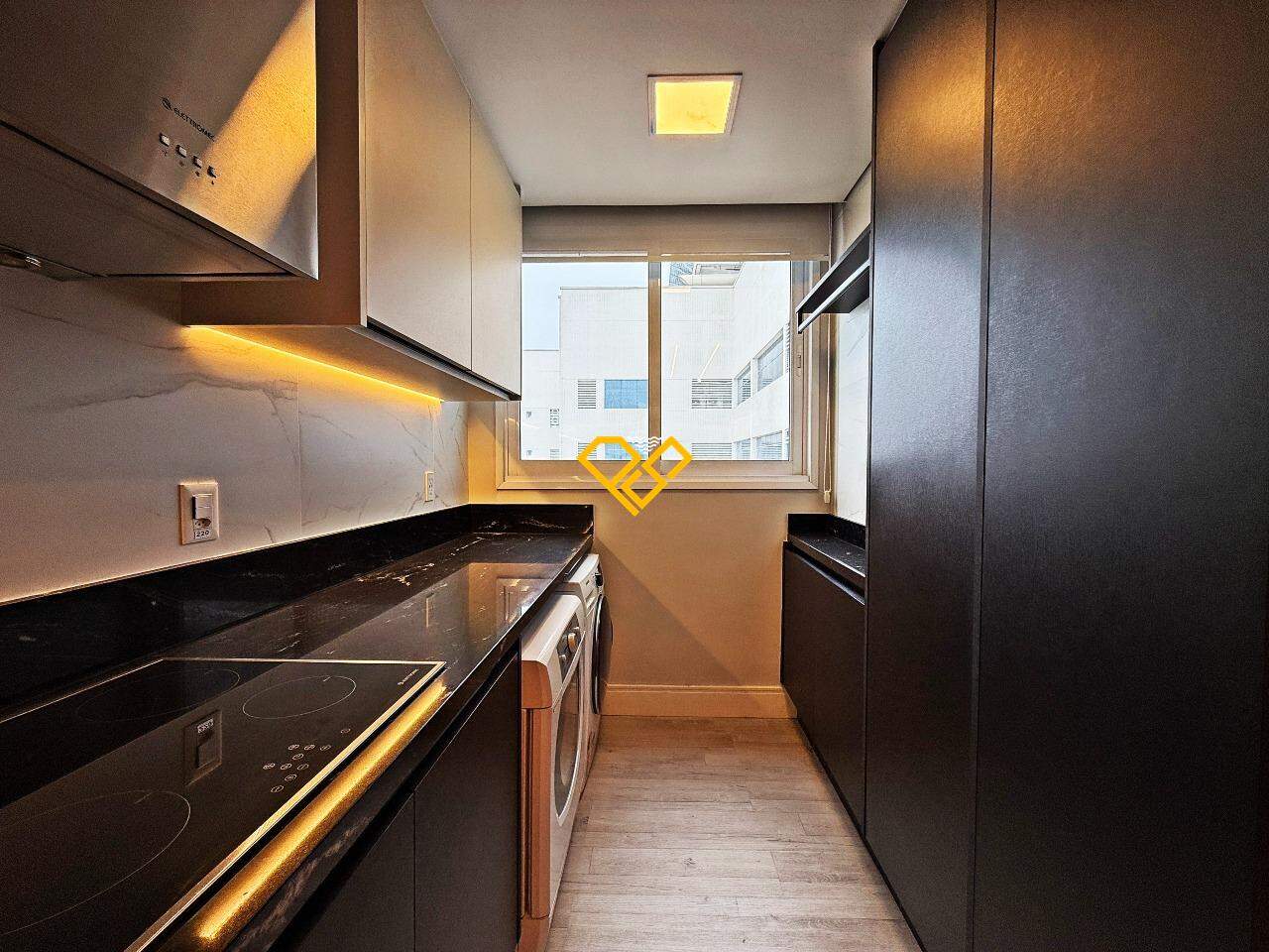 Apartamento à venda no Aparecida: área de serviço