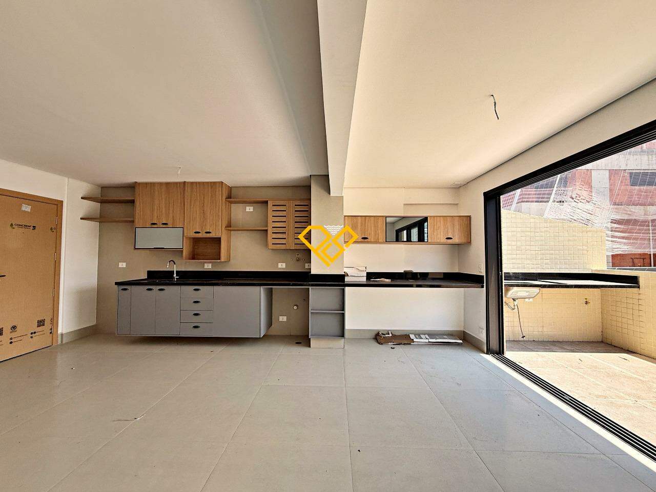 Garden à venda no José Menino: Sala e cozinha integradas