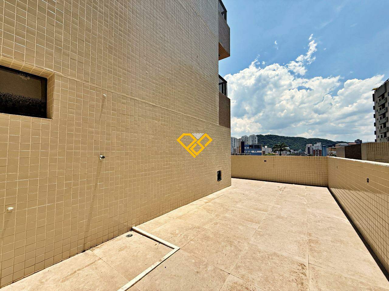 Garden à venda no José Menino: Área garden