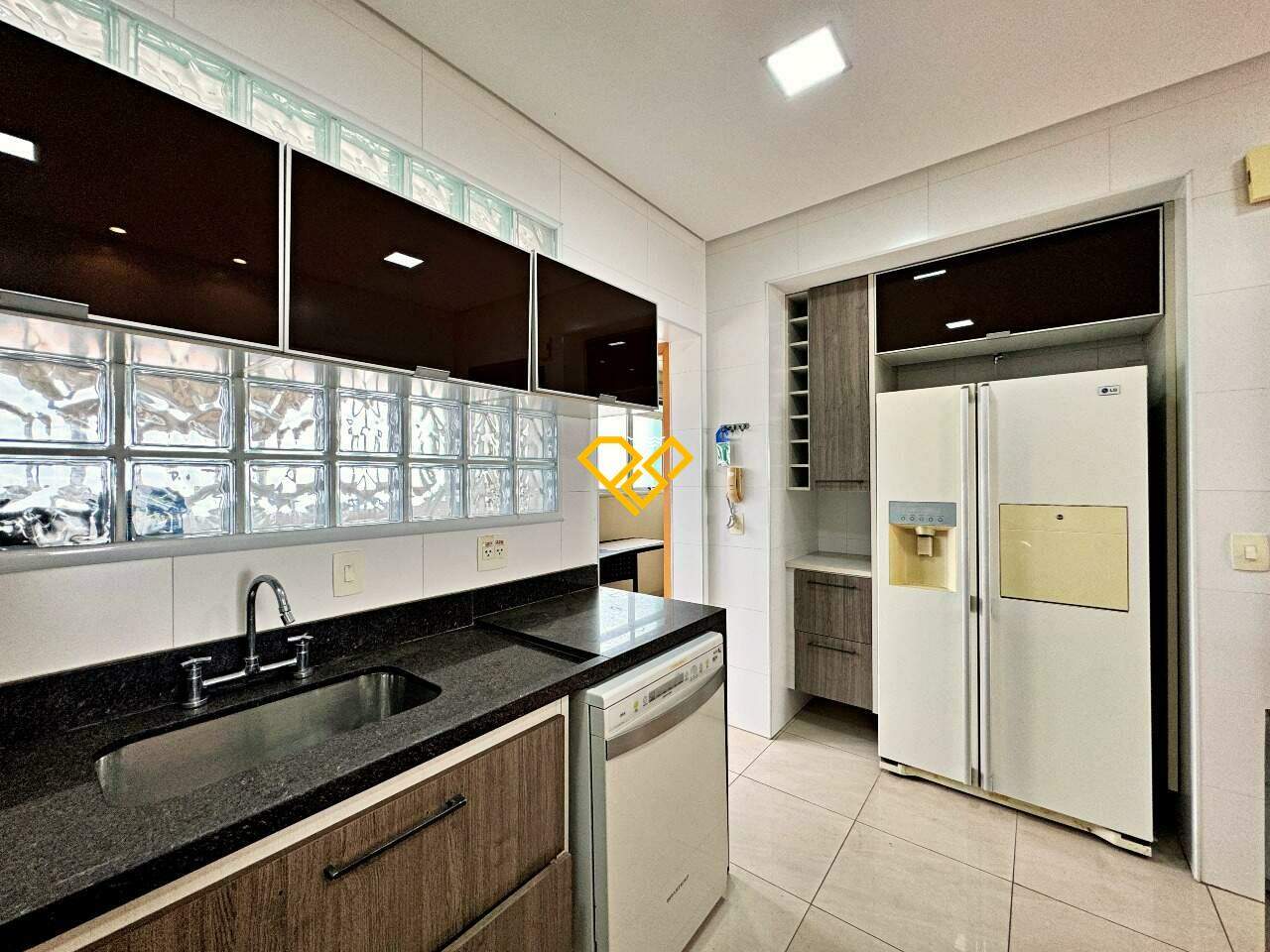 Apartamento à venda no Aparecida: Cozinha