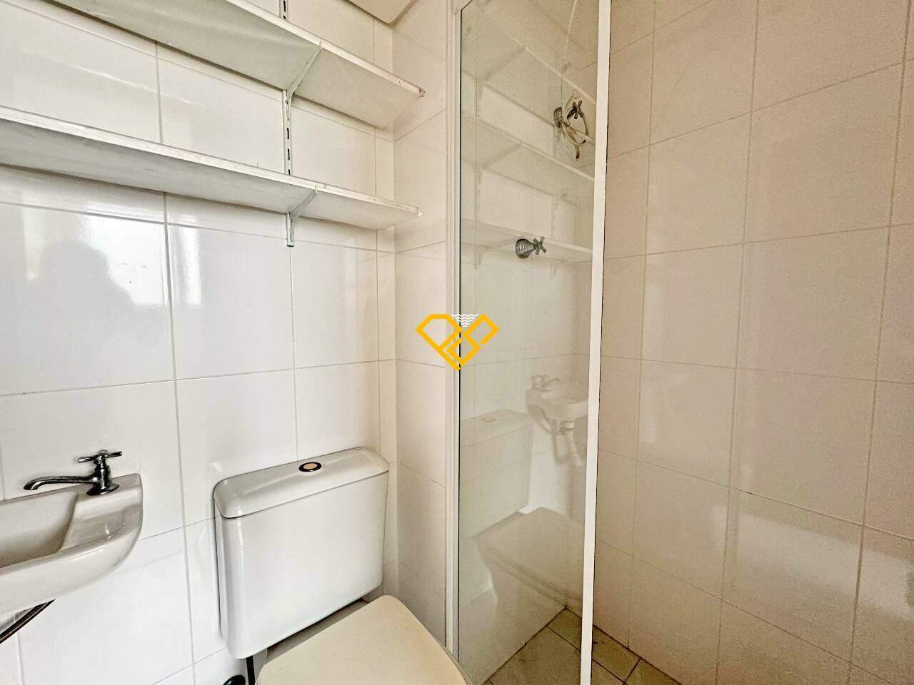 Apartamento à venda no Aparecida: Wc de serviço