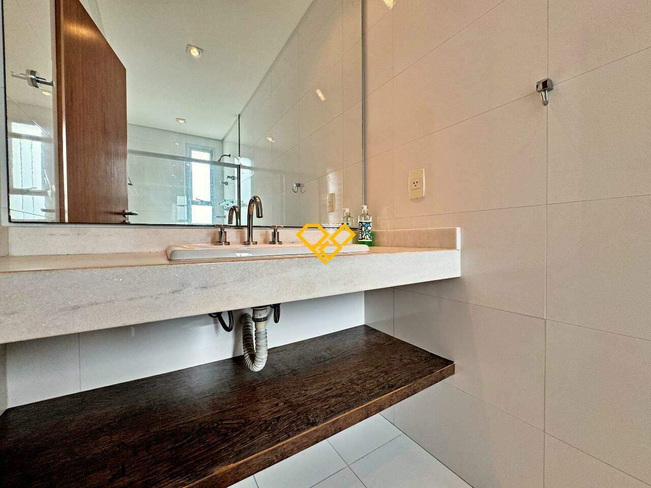 Apartamento à venda no Aparecida: Wc suíte 3