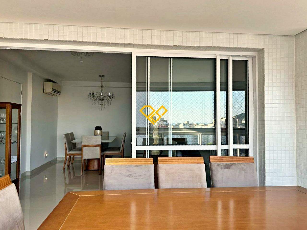 Apartamento à venda no Aparecida: Varanda
