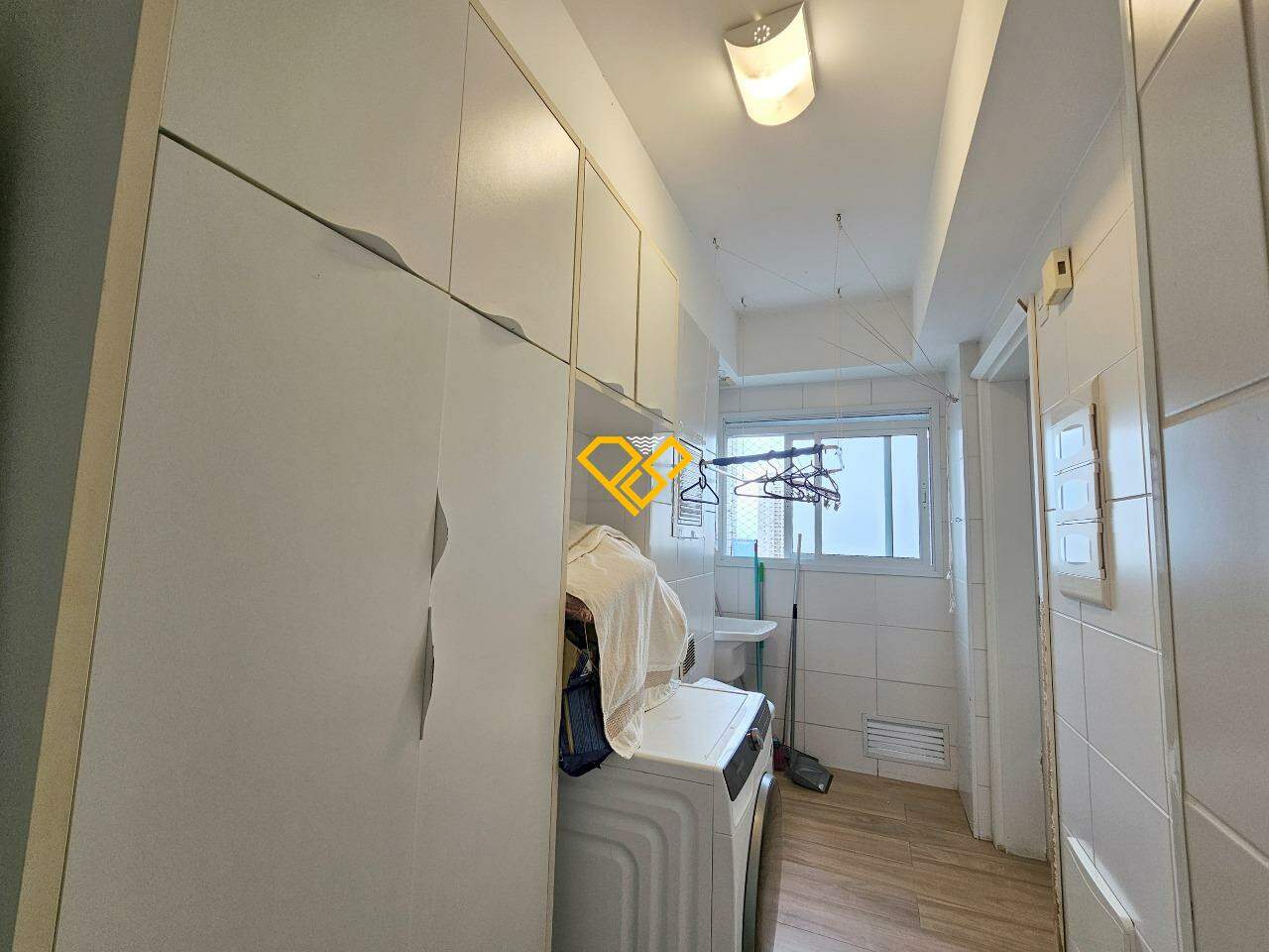 Apartamento à venda no Embaré: Área de serviço