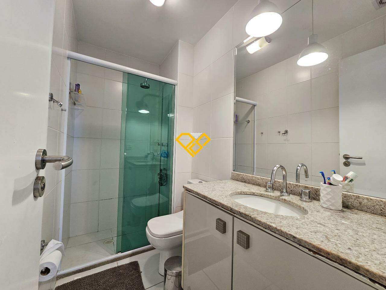 Apartamento à venda no Embaré: Wc social