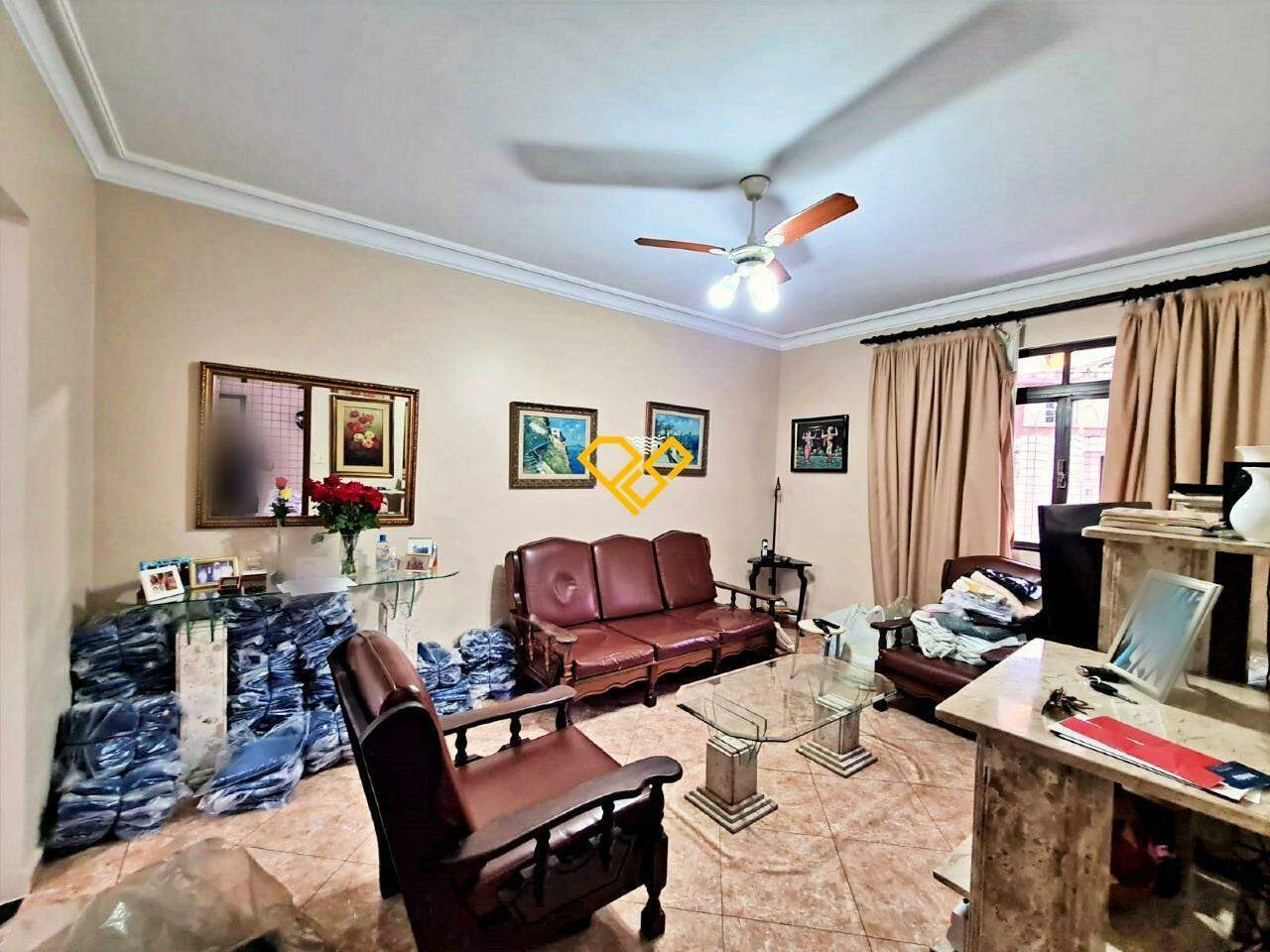 Sobreposta Baixa à venda no Aparecida: Sala
