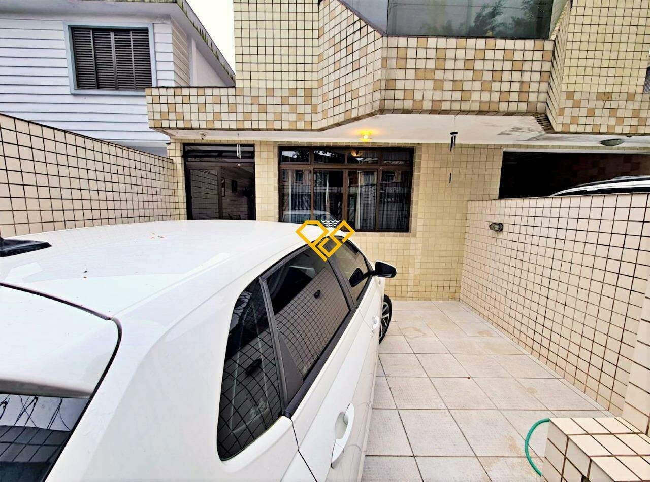 Sobreposta Baixa à venda no Aparecida: Garagem
