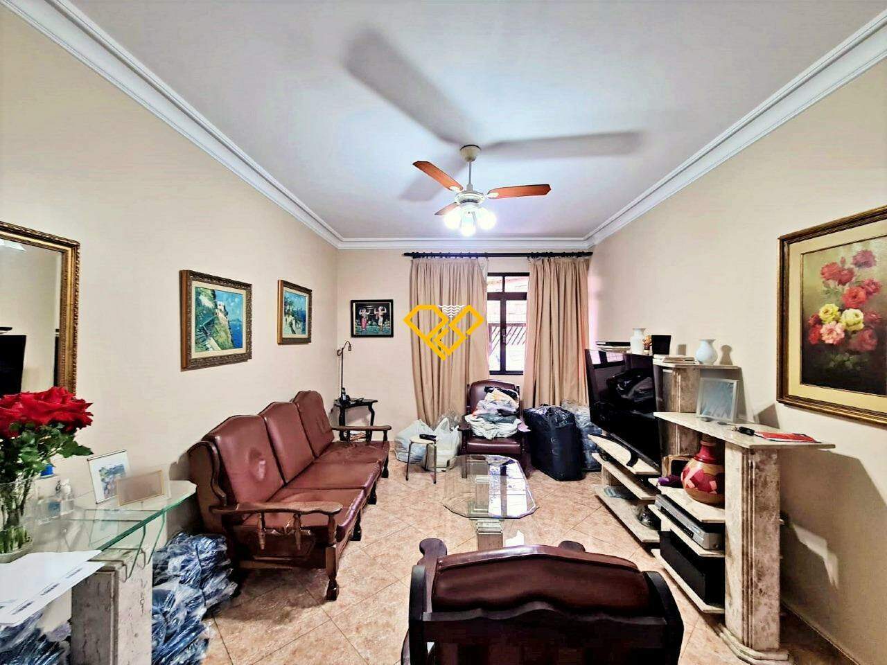 Sobreposta Baixa à venda no Aparecida: Sala