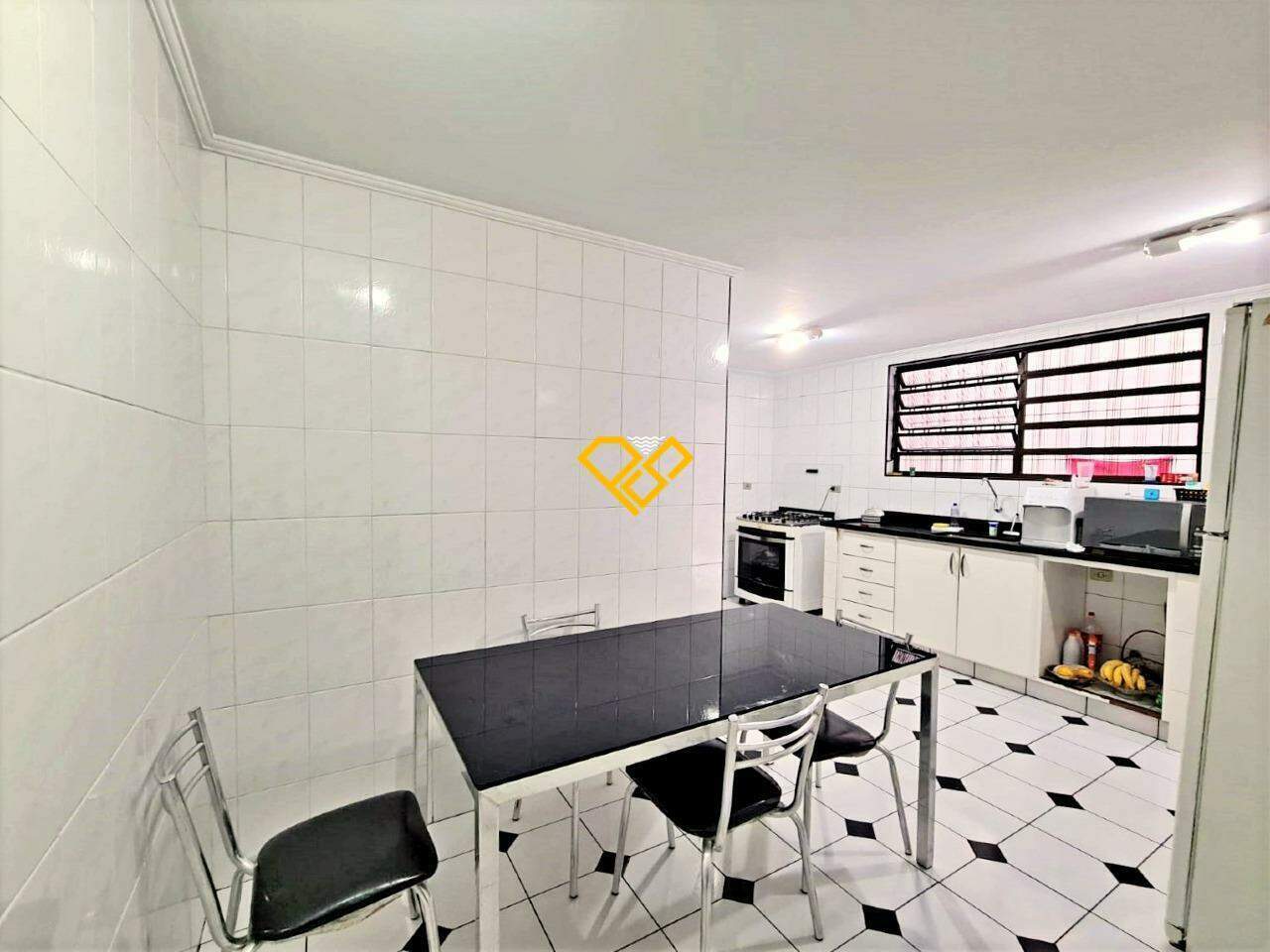 Sobreposta Baixa à venda no Aparecida: Cozinha