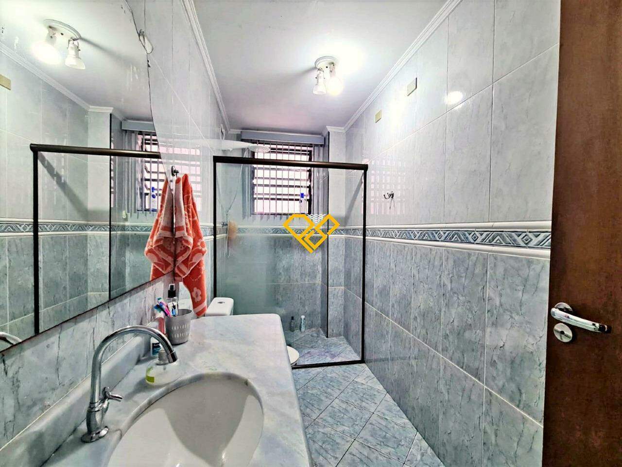 Sobreposta Baixa à venda no Aparecida: Wc social