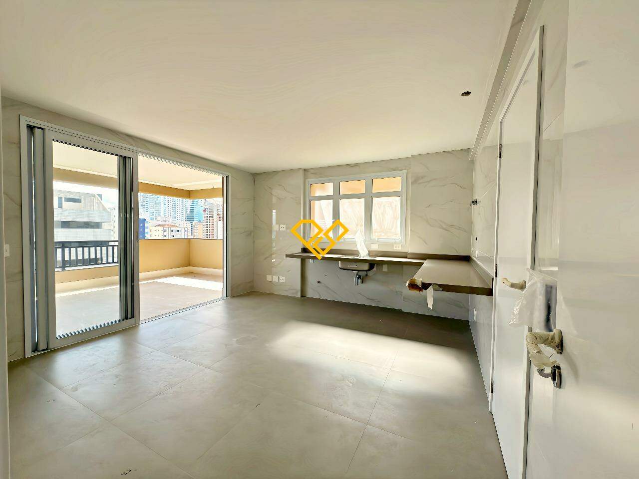 Apartamento à venda no Aparecida: Cozinha