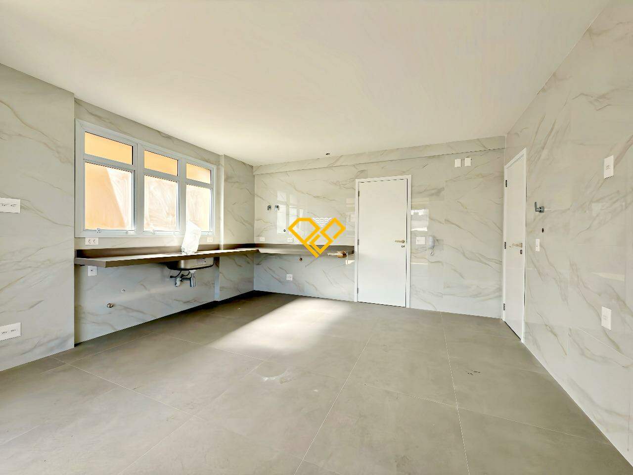 Apartamento à venda no Aparecida: Cozinha