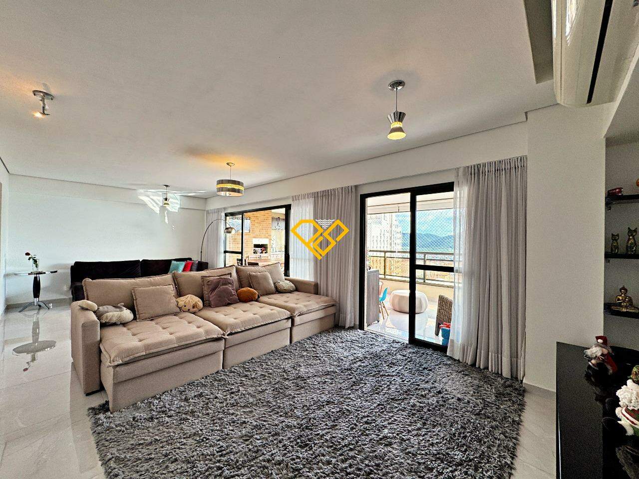Apartamento à venda no Ponta da Praia: Sala