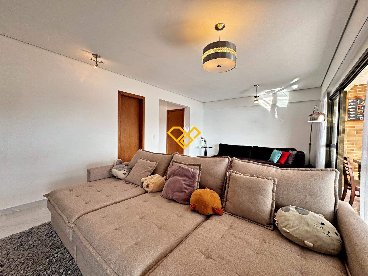 Apartamento à venda no Ponta da Praia: Sala