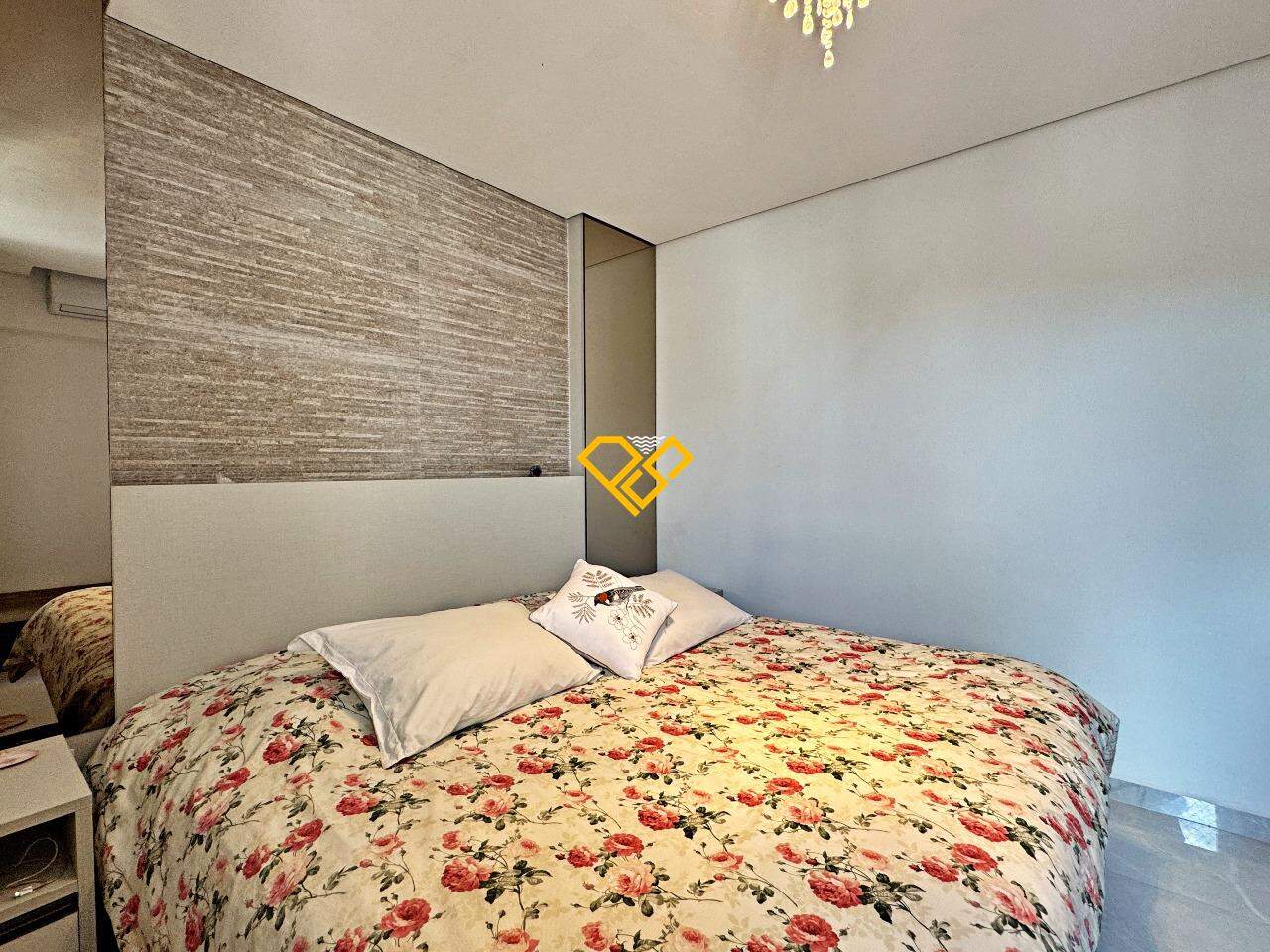 Apartamento à venda no Ponta da Praia: Dormitório 1 - suíte