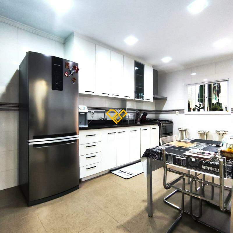 Sobrado à venda no Gonzaga: 