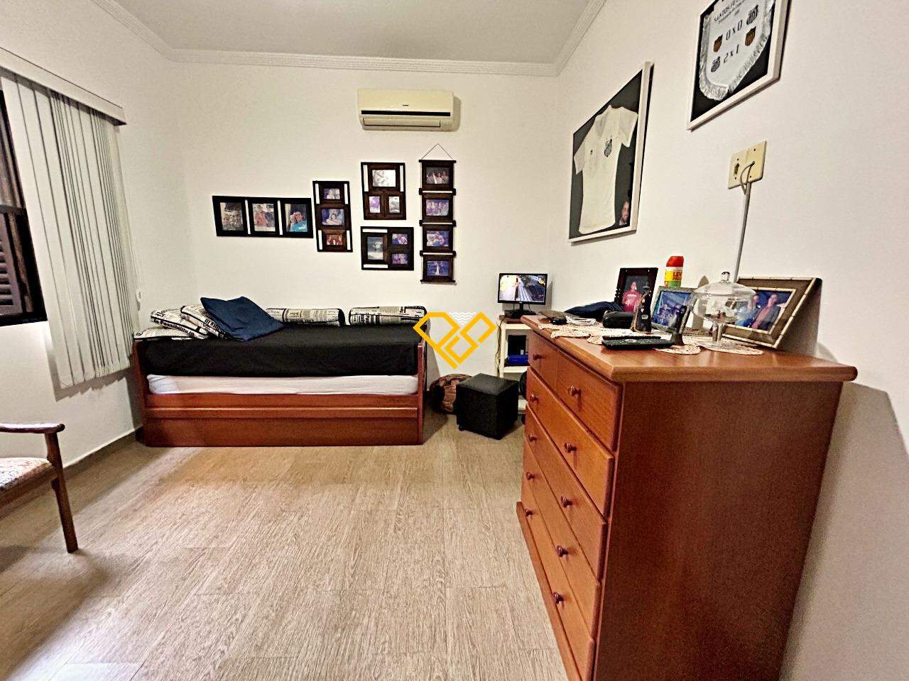 Casa à venda no Ponta da Praia: Suíte 2