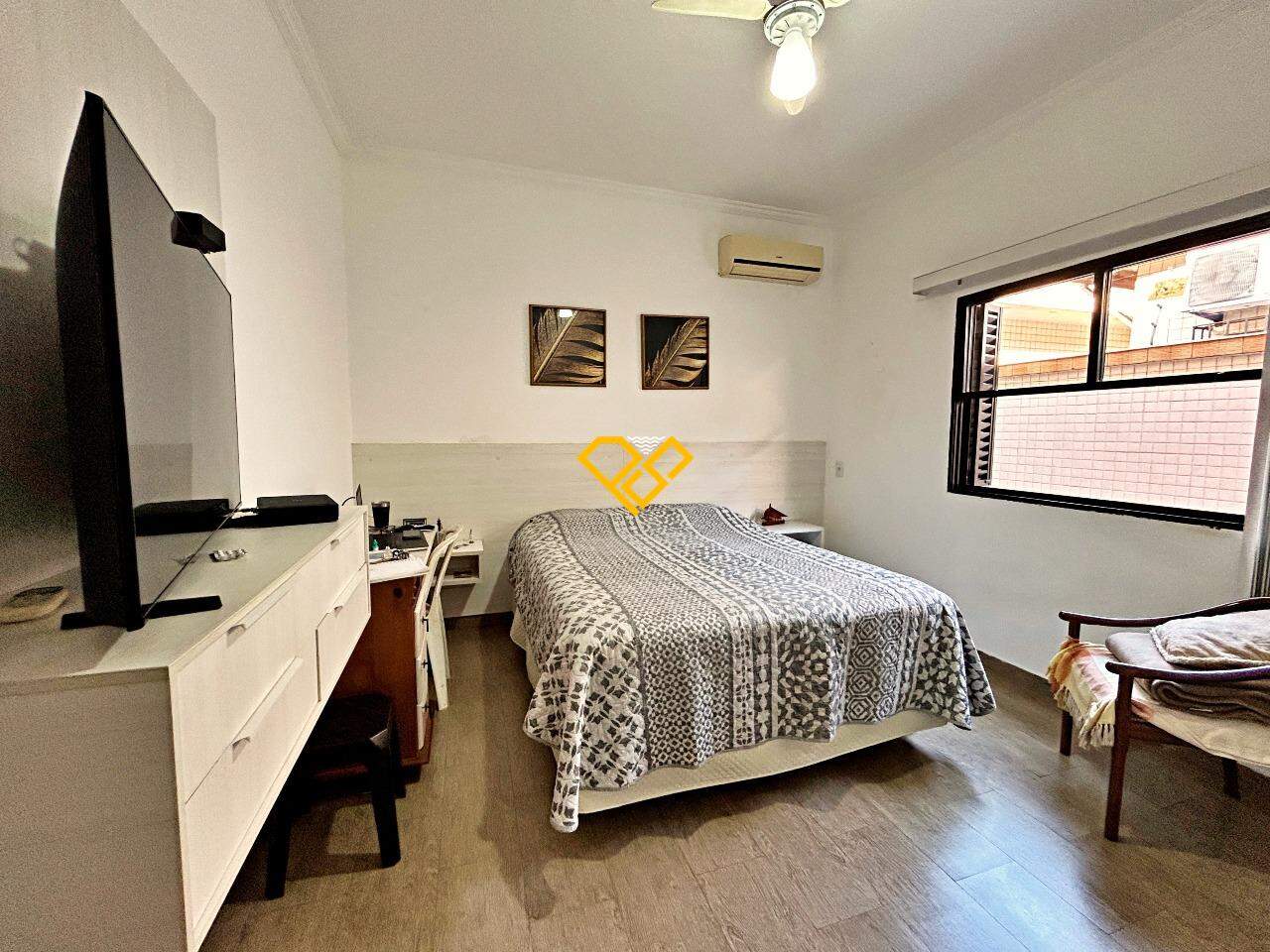 Casa à venda no Ponta da Praia: Suíte 1