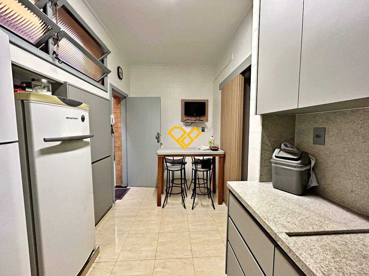 Casa à venda no Ponta da Praia: Cozinha