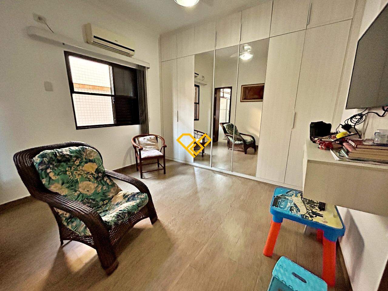 Casa à venda no Ponta da Praia: Suíte 3