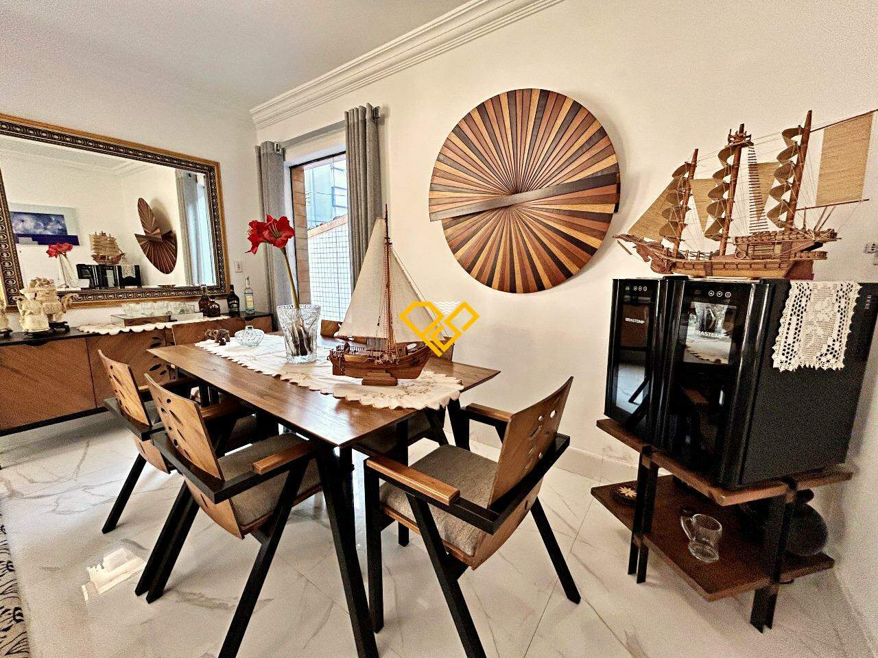 Casa à venda no Ponta da Praia: Sala