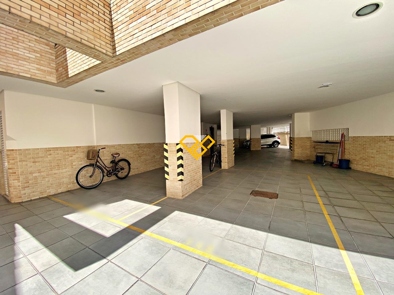 Apartamento à venda no Boqueirão: Garagem
