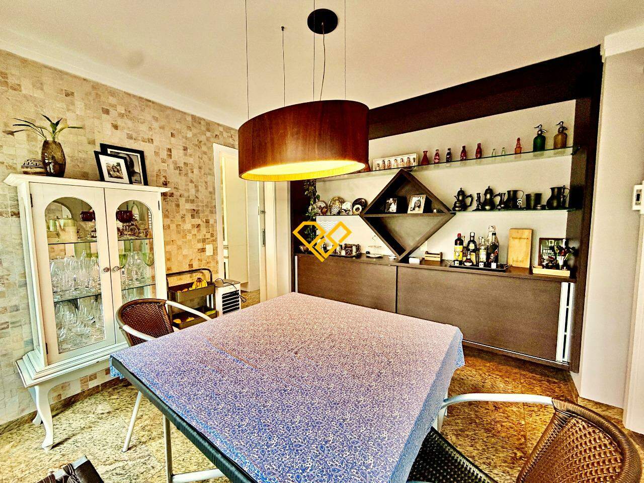 Apartamento à venda no Gonzaga: Copa