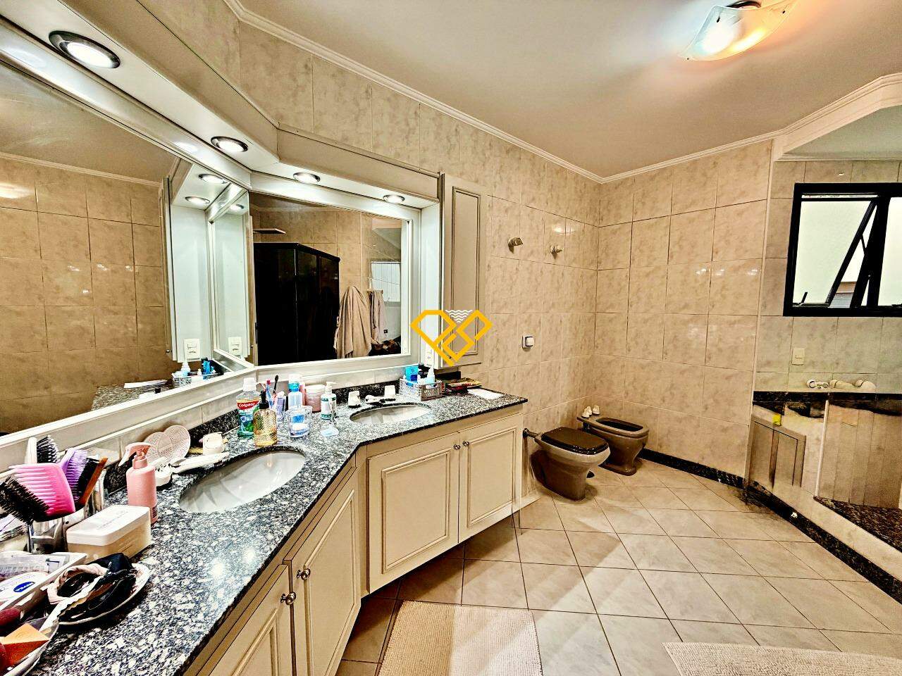 Apartamento à venda no Gonzaga: Wc suíte 1 - master