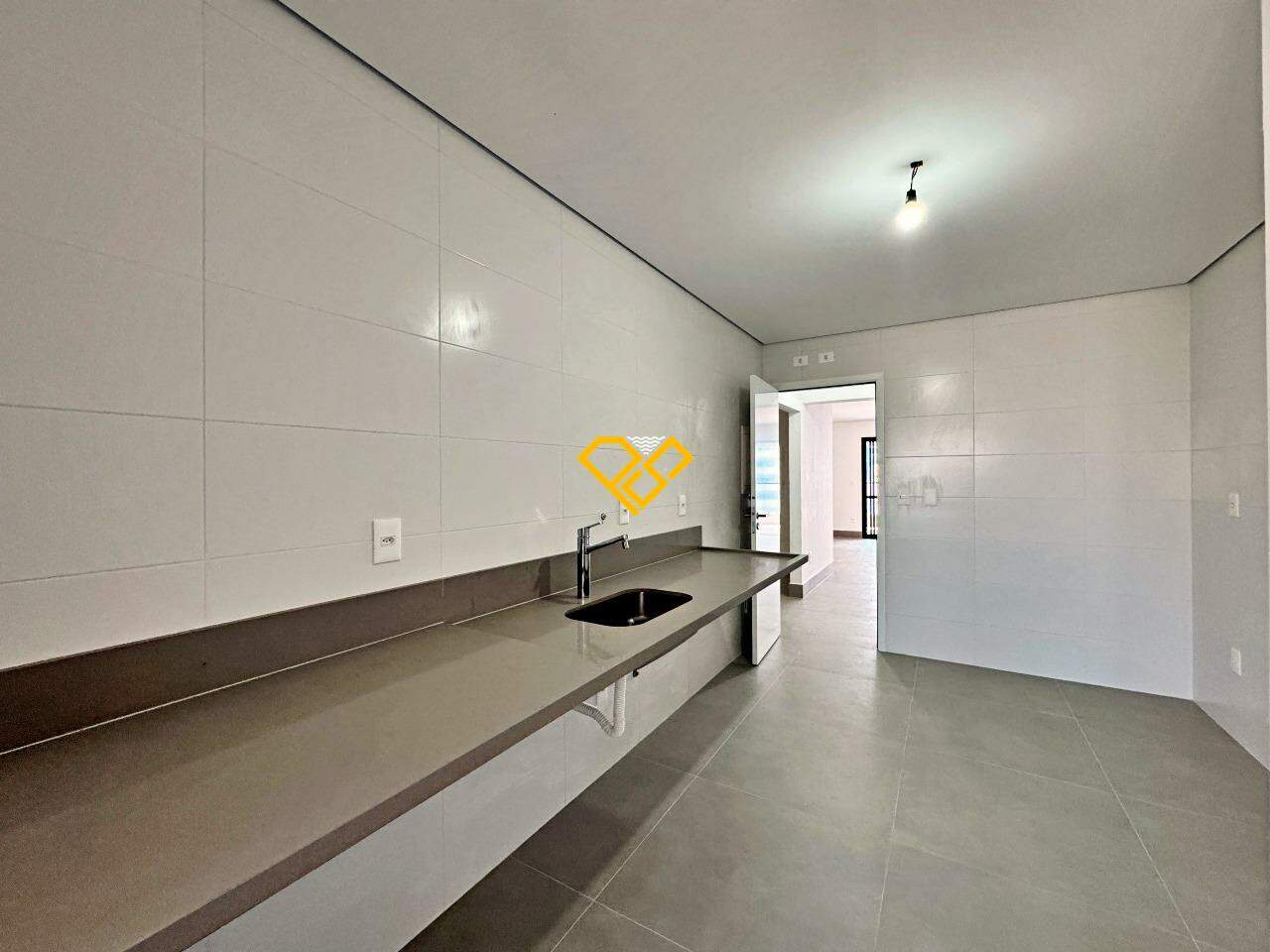 Apartamento à venda no Aparecida: Cozinha