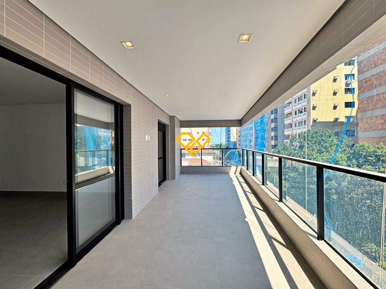 Apartamento à venda no Aparecida: Varanda