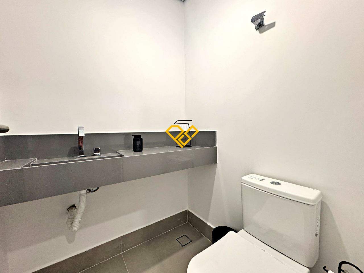 Apartamento à venda no Aparecida: Lavabo