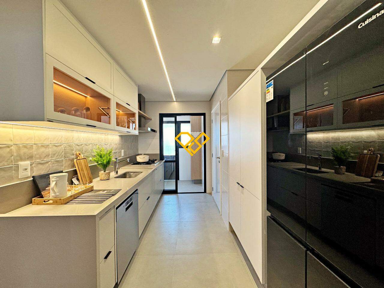 Apartamento à venda no Aparecida: Cozinha