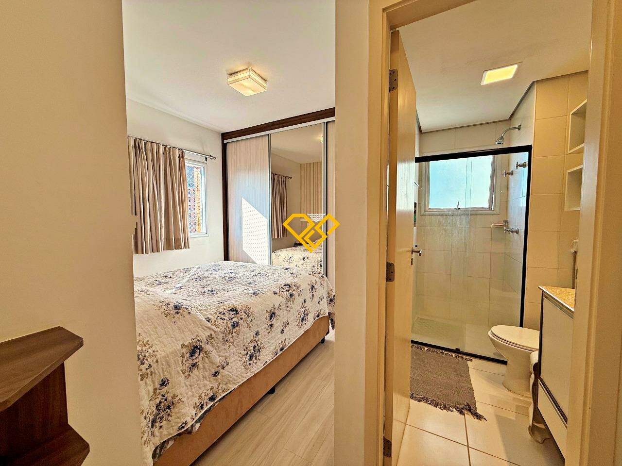 Apartamento à venda no Ponta da Praia: Dormitório 2 - suíte