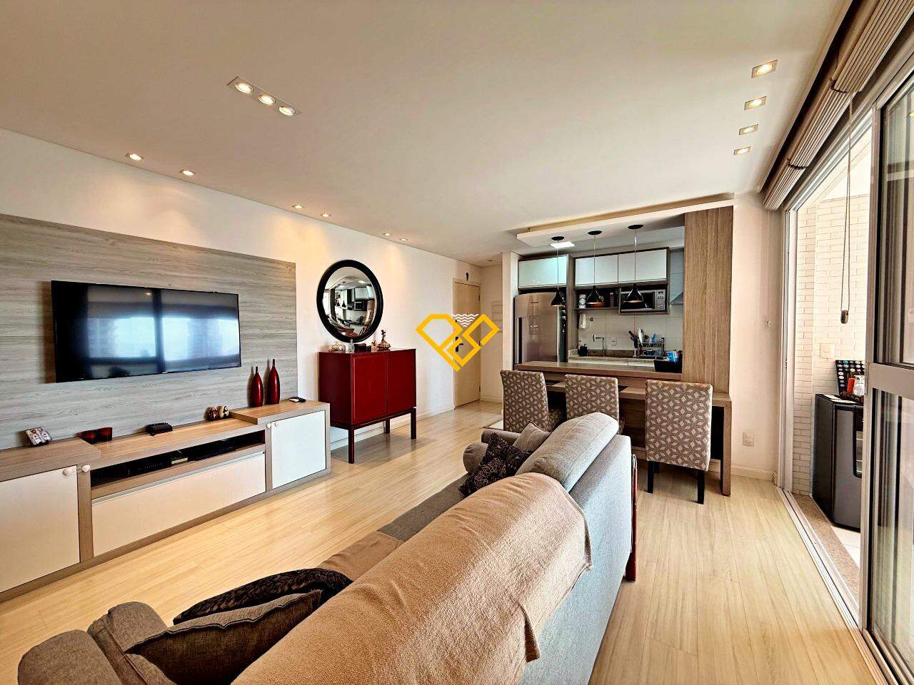 Apartamento à venda no Ponta da Praia: Sala