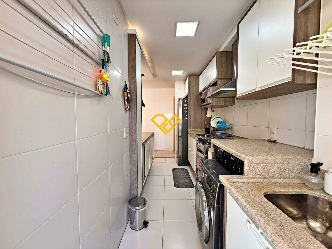 Apartamento à venda no Ponta da Praia: Cozinha