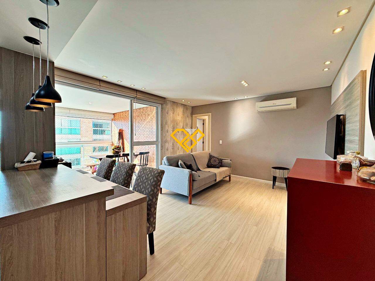 Apartamento à venda no Ponta da Praia: Sala