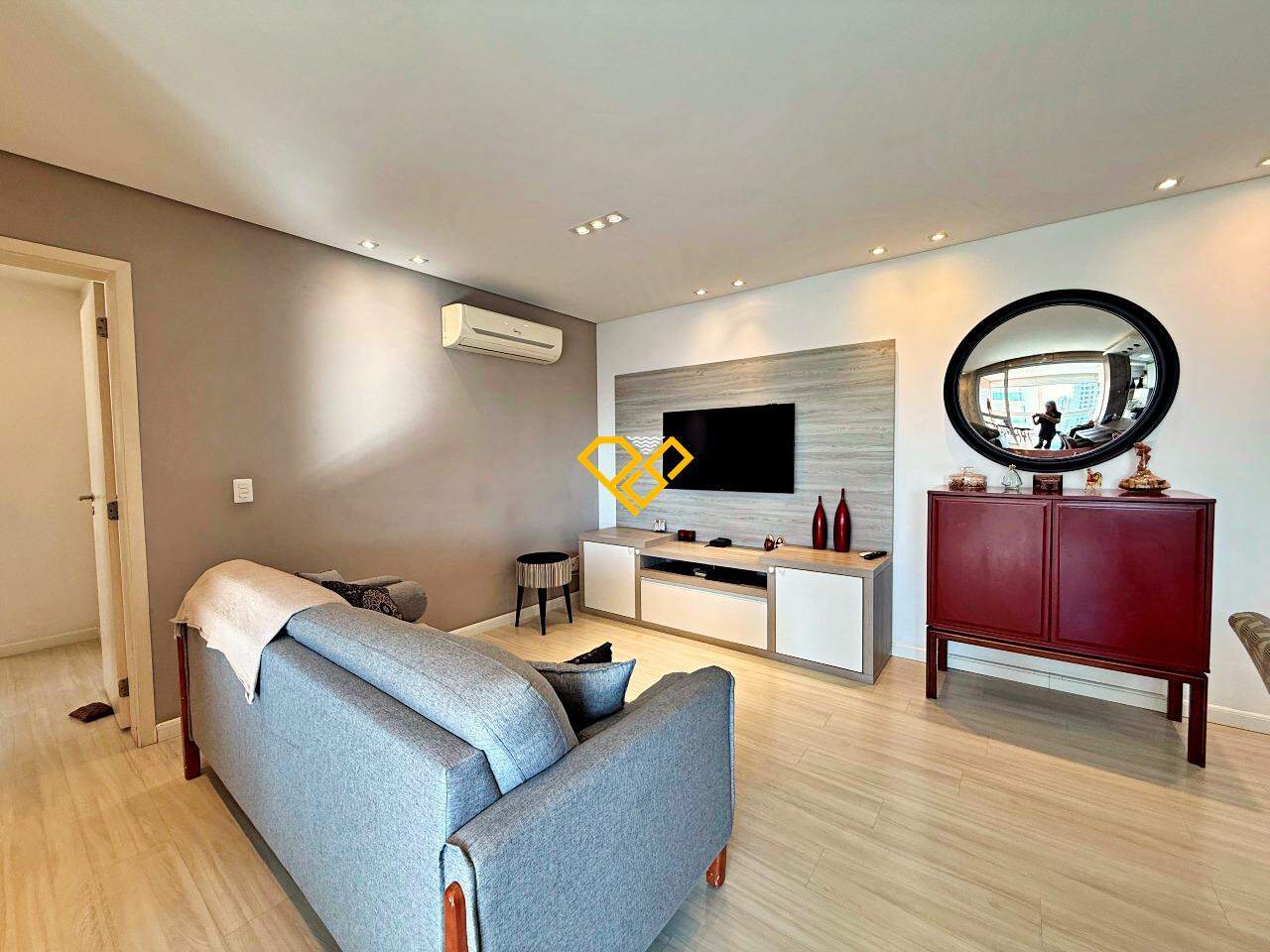 Apartamento à venda no Ponta da Praia: Sala