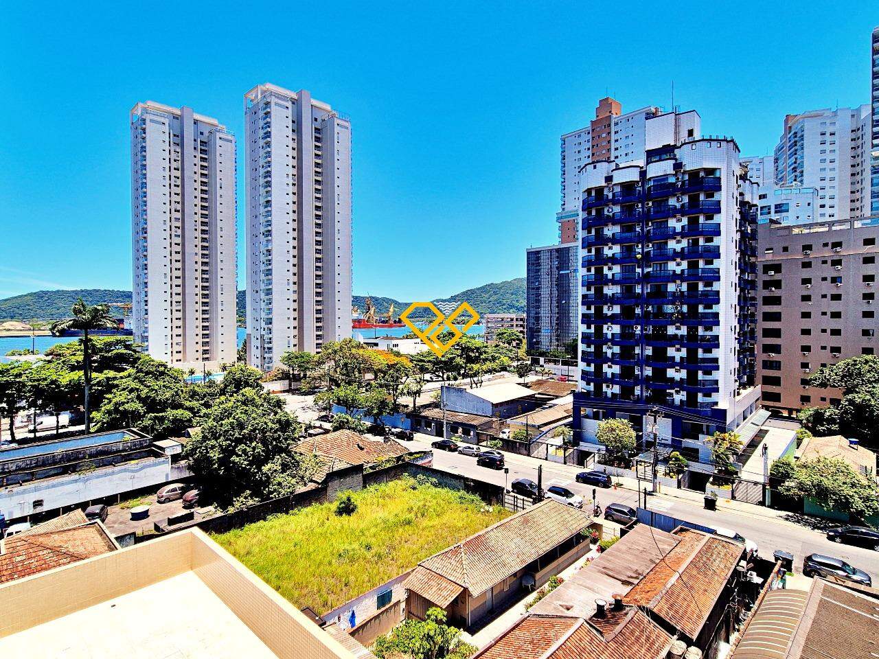 Apartamento à venda no Ponta da Praia: 