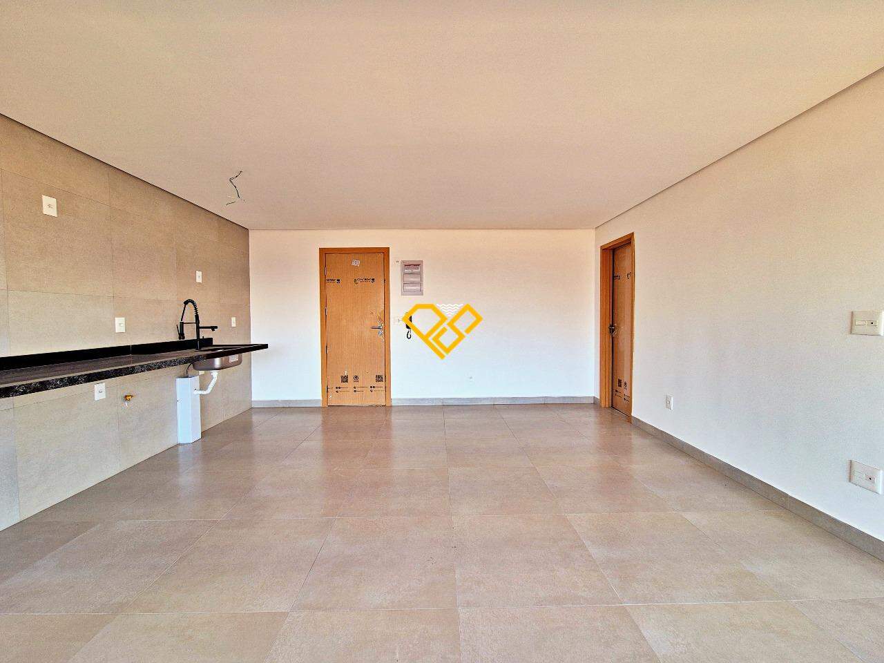 Apartamento à venda no Ponta da Praia: 