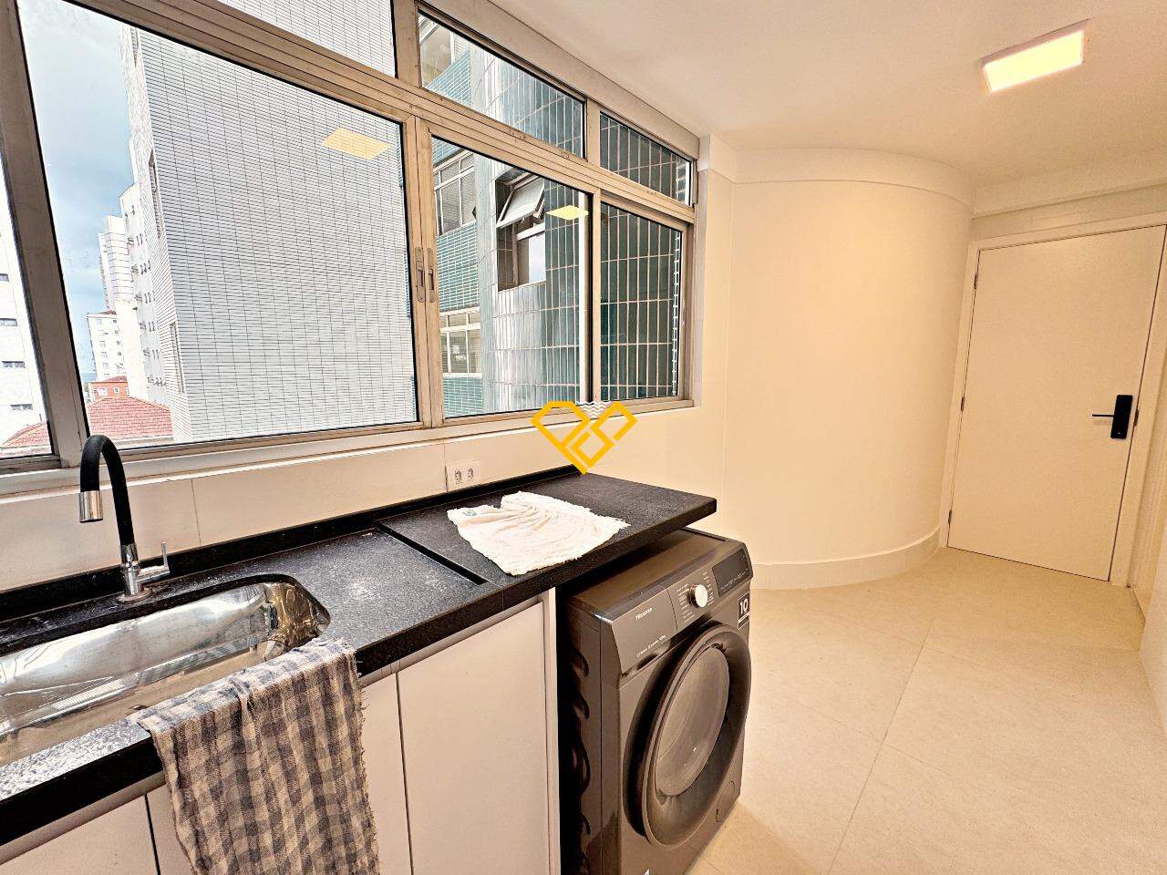 Apartamento à venda no Boqueirão: Área de serviço