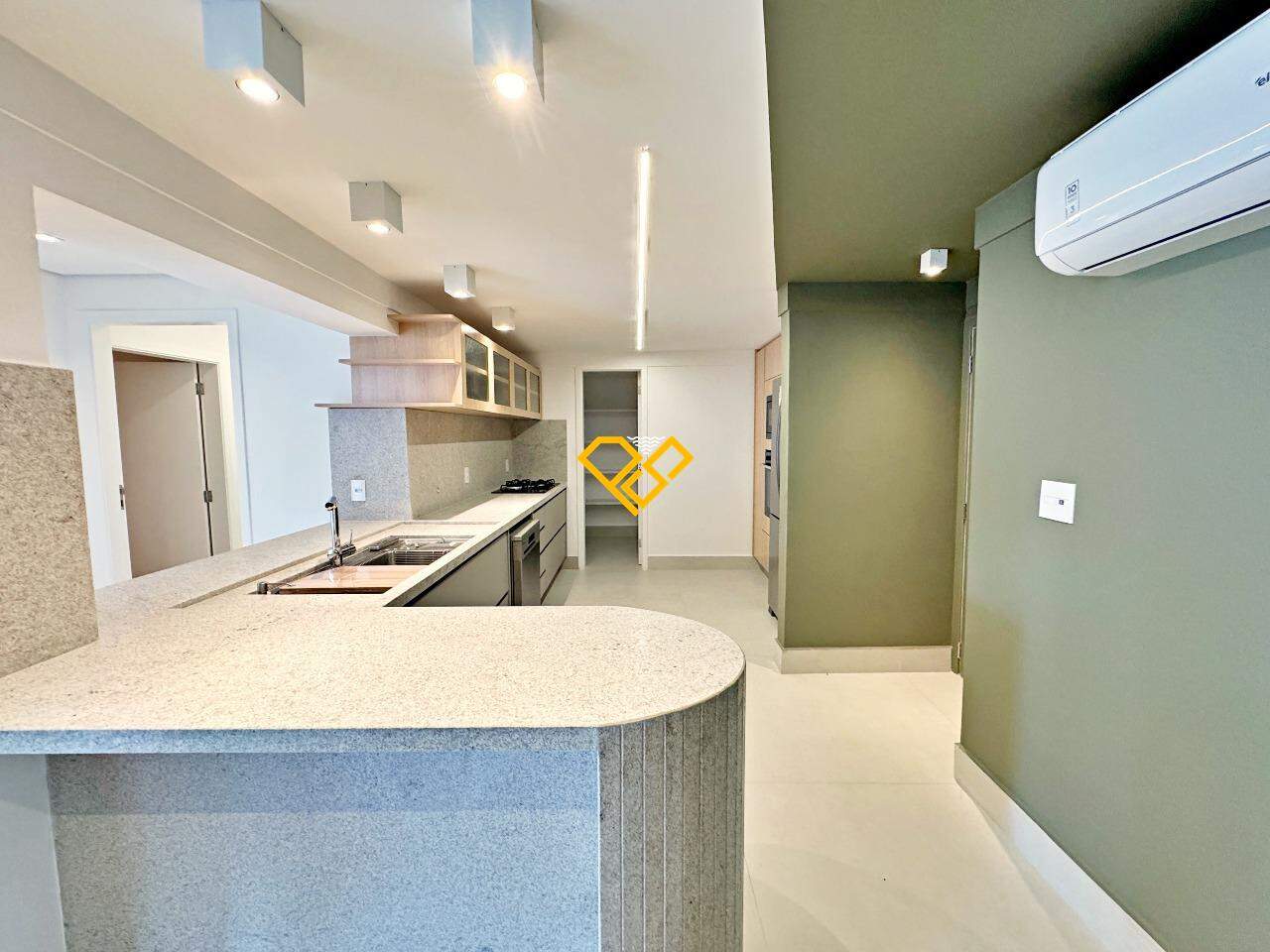 Apartamento à venda no Boqueirão: Cozinha