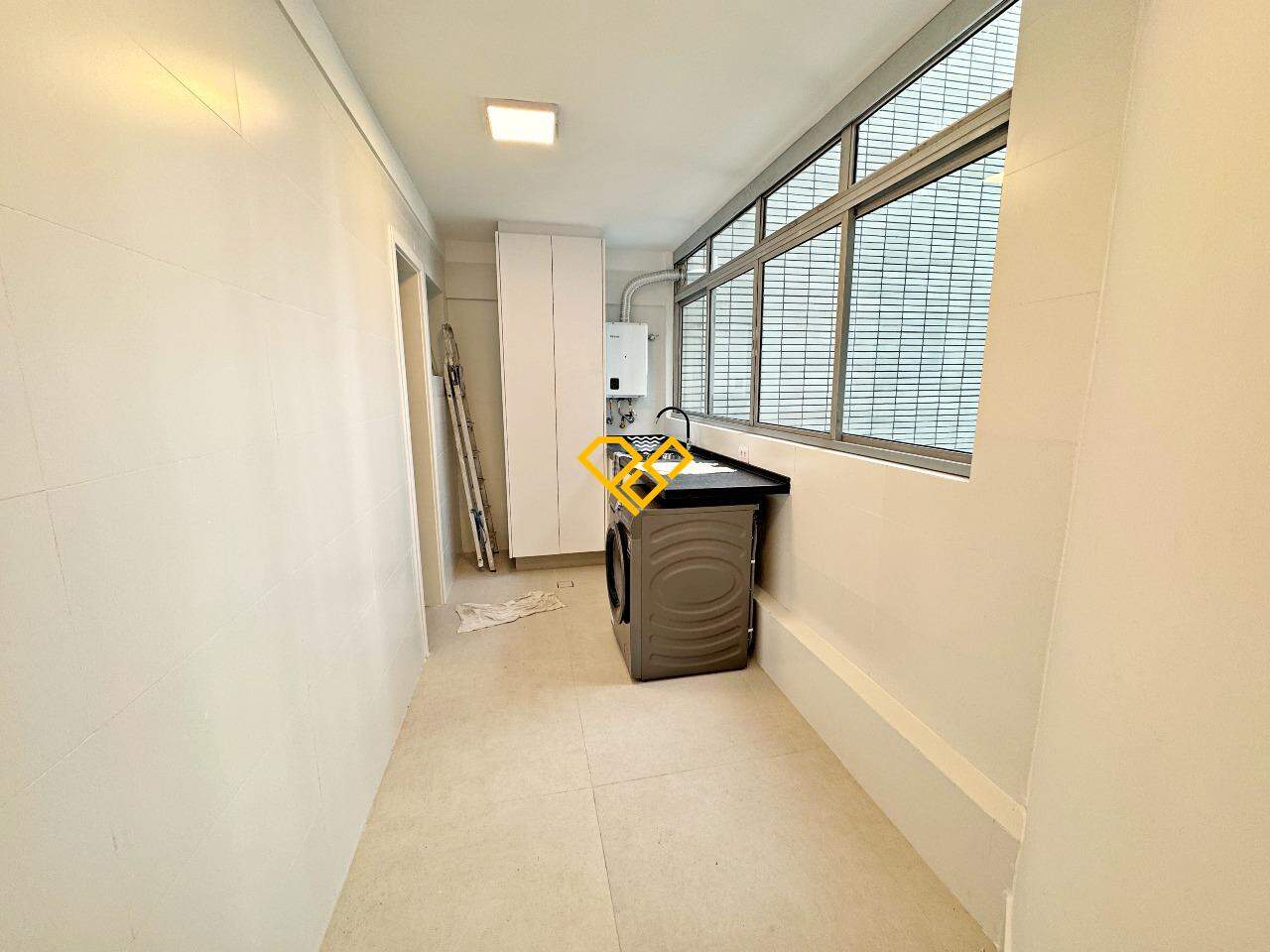 Apartamento à venda no Boqueirão: Área de serviço