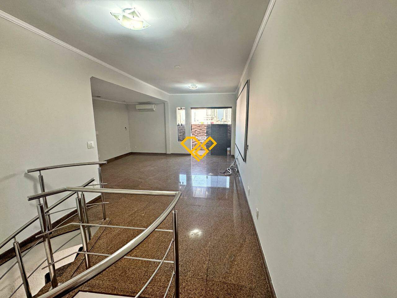 Cobertura à venda no Campo Grande: 